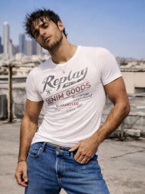 Replay Italy T-shirt - Size L